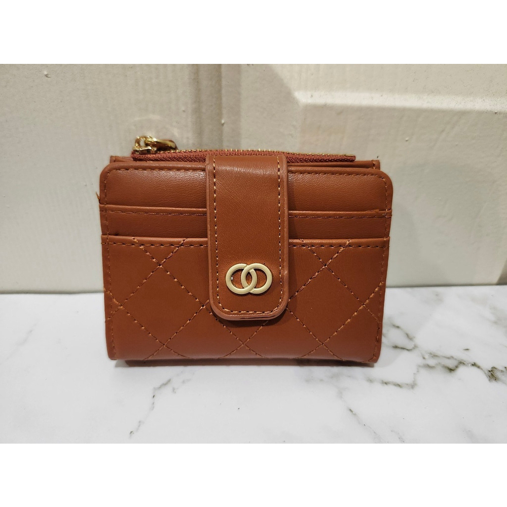 Crisscross Pattern Buckle Wallet In Brown
